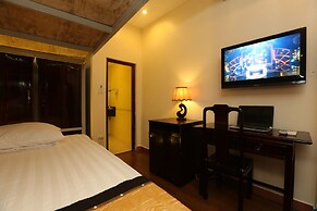 Hanoi Golden Charm Hotel