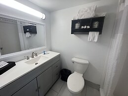 Garden City Inn