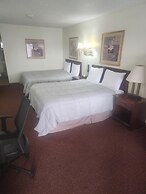 Four Seasons Motel