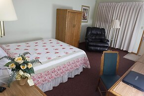 Four Seasons Motel
