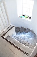 Tony Asga - Tony's Apartments