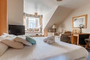 Tony Asga - Tony's Apartments