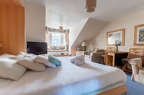 Tony Asga - Tony's Apartments