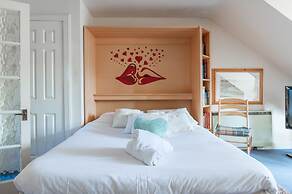 Tony Asga - Tony's Apartments