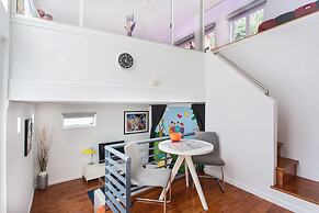 Beverly Hills Modern Guesthouse