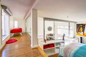 Beverly Hills Modern Guesthouse