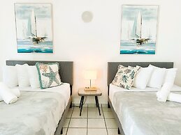 Nautilus By La Jamaca Hotels-Downtown La Parguera