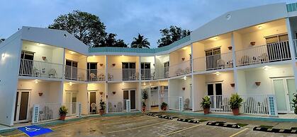 Nautilus By La Jamaca Hotels-Downtown La Parguera