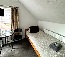 Riverside Hotel Bed and Breakfast