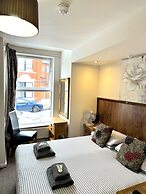 Riverside Hotel Bed and Breakfast