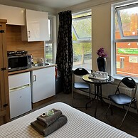 Riverside Hotel Bed and Breakfast