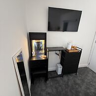 Breakers Guest House