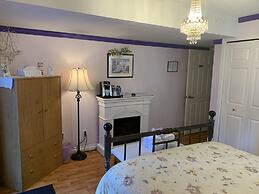 Alexandria House Bed & Breakfast