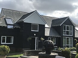 The Old Red Lion Inn