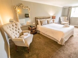 The Old Red Lion Inn