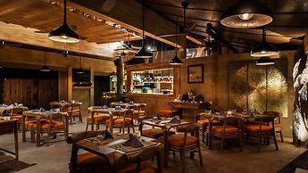 Khwan Beach Resort - Pool Villas and Glamping - Adults Only