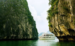 Legend Halong Private Cruise