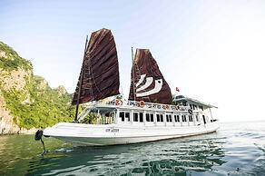 Legend Halong Private Cruise
