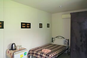 Thai House Beach Resort