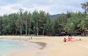 Thai House Beach Resort