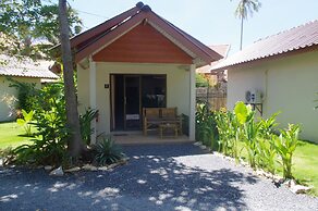 Thai House Beach Resort