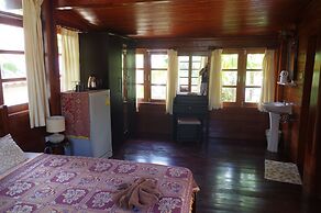 Thai House Beach Resort