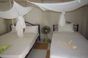 Thai House Beach Resort