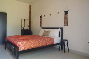 Thai House Beach Resort