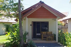 Thai House Beach Resort