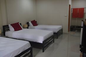 Thai House Beach Resort