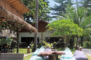 Thai House Beach Resort