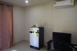 Thai House Beach Resort