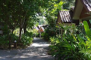 Thai House Beach Resort