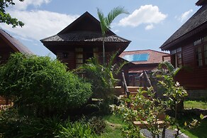 Thai House Beach Resort
