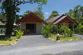 Thai House Beach Resort