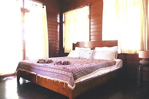 Thai House Beach Resort