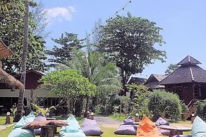 Thai House Beach Resort