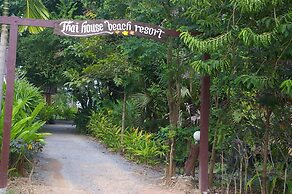 Thai House Beach Resort