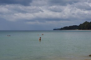 Thai House Beach Resort