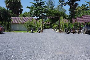 Thai House Beach Resort