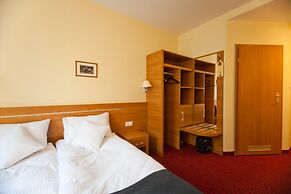 Hotel Malinowski Business