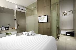 Whiz Prime Hotel Kelapa Gading