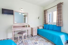 Stafylos Suites Boutique Hotel