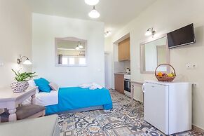 Stafylos Suites Boutique Hotel