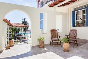 Stafylos Suites Boutique Hotel