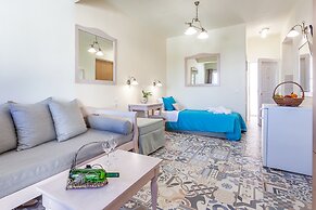 Stafylos Suites Boutique Hotel