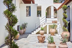 Stafylos Suites Boutique Hotel