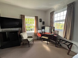 Trimstone Manor Country House Hotel