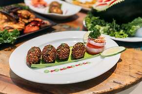 The Panoramic Getaway