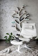 The Panoramic Getaway